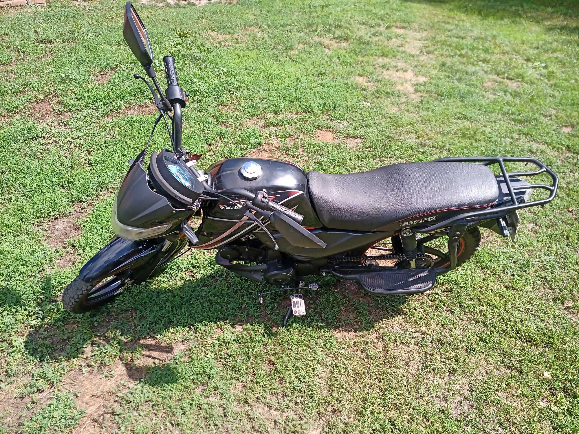 продам спарк, панда
