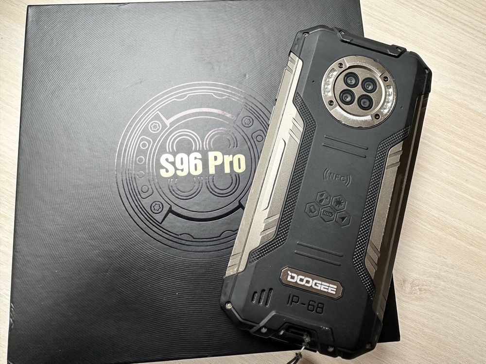 S96 Pro Doogee stan idealny