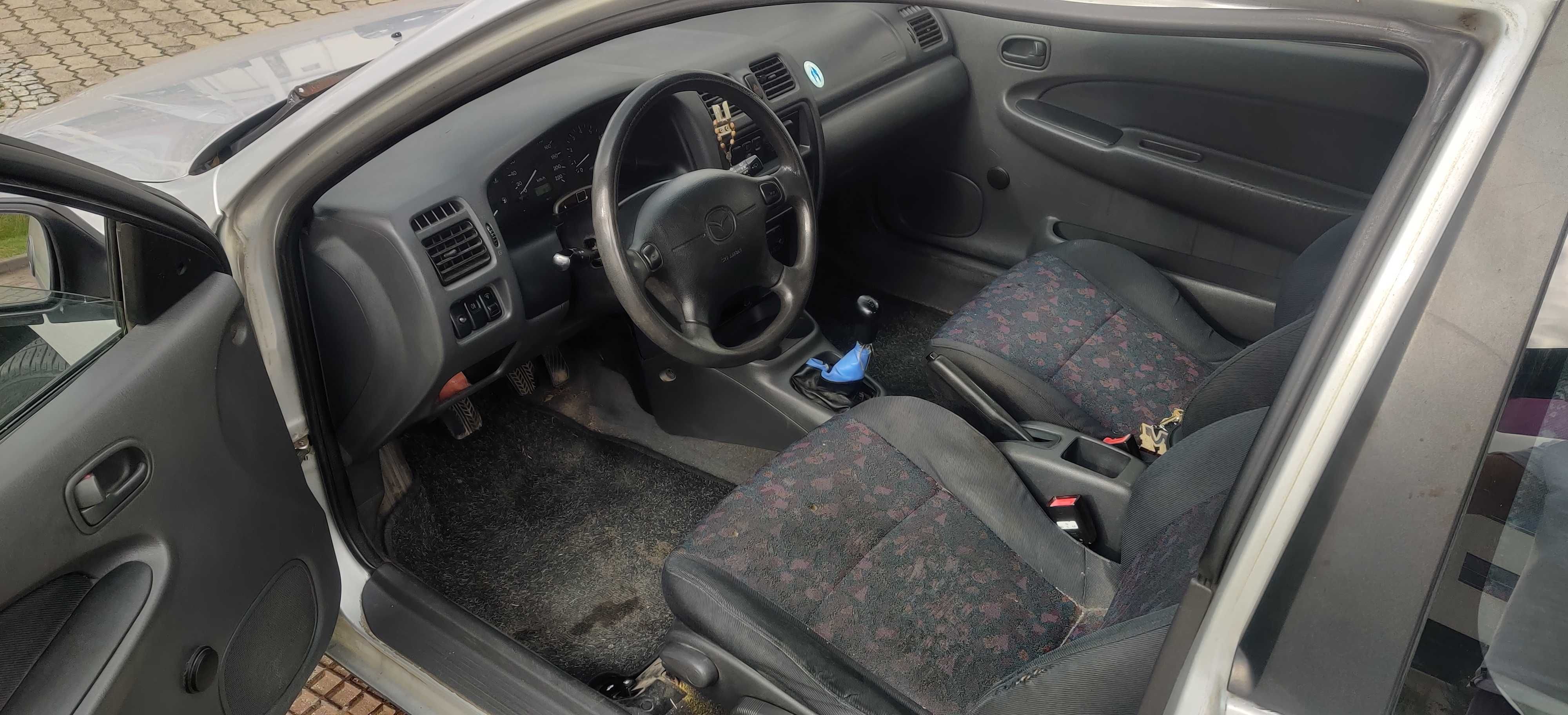 Mazda 323//1.5 benz//Ekonomiczny//Old school