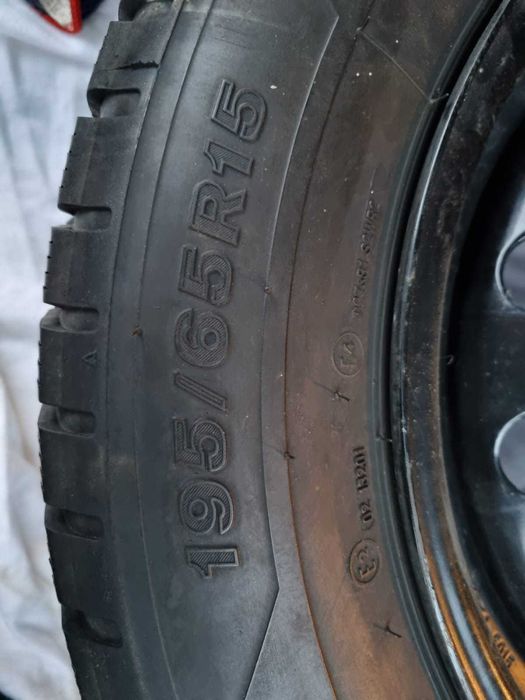 opony zimowe r15 195/65