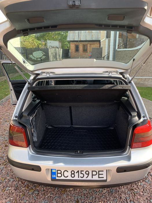 Продаю Volkswagen Golf IV