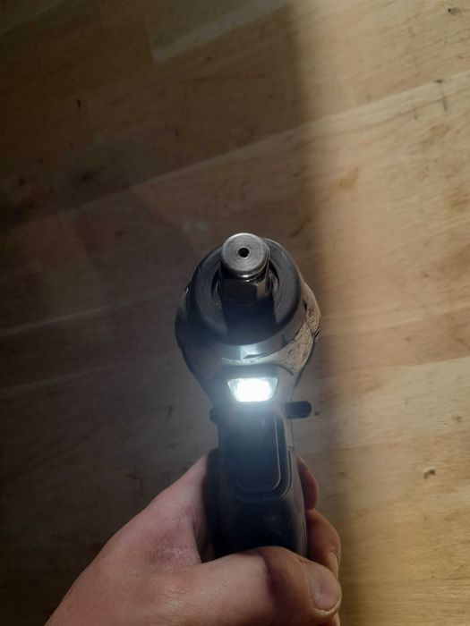 Klucz udarowy makita dtw 181