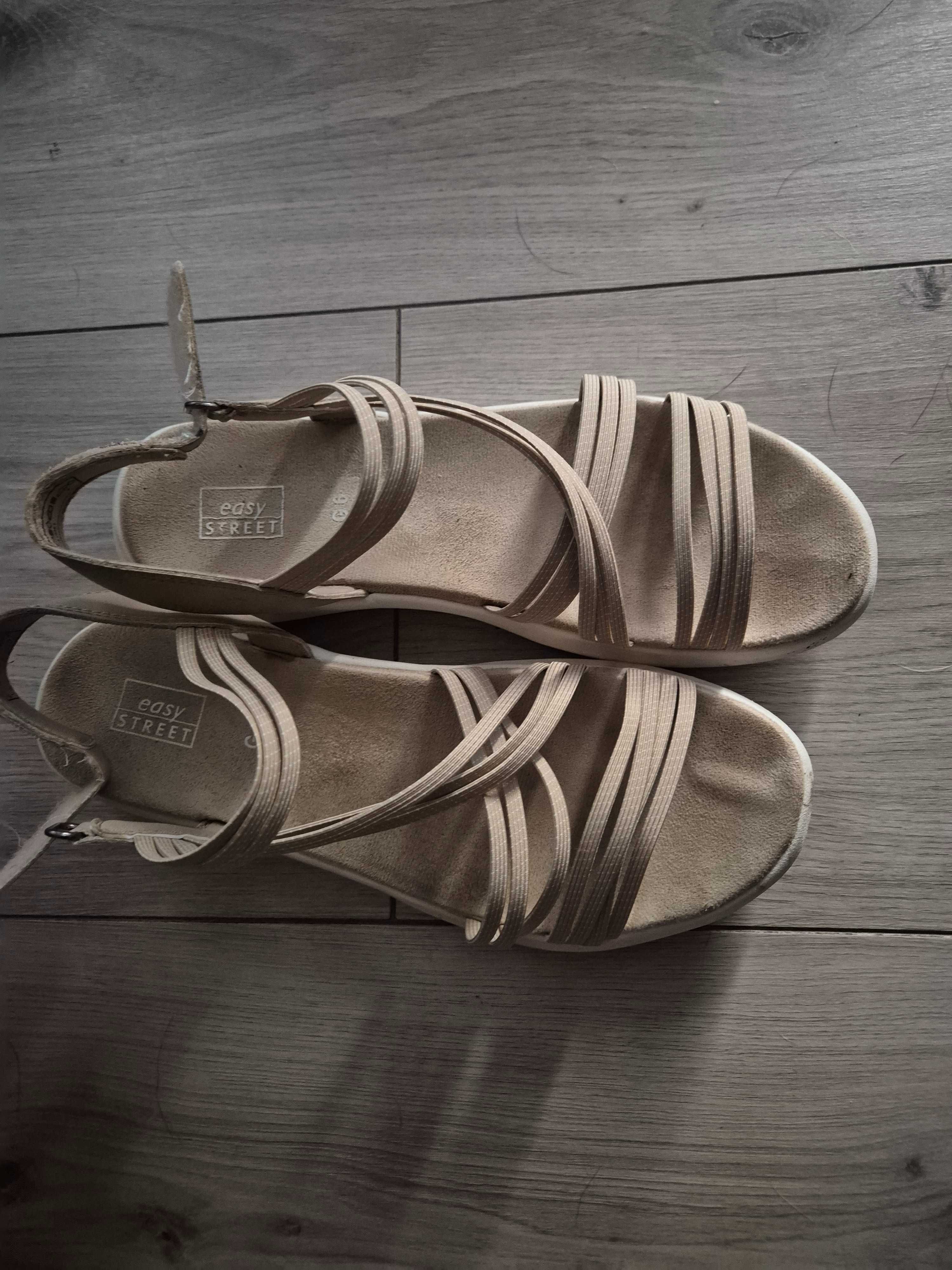 Sandaly sportowe beżowe buty na lato