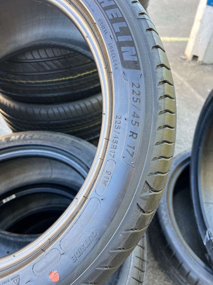 Літні шини 4шт 225/45R17 Michelin Primacy 4