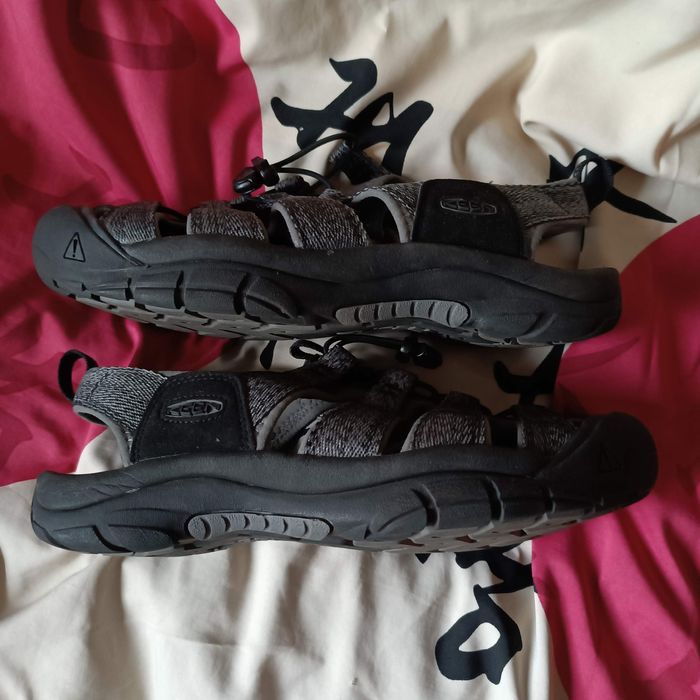 Sandały KEEN 45  ..