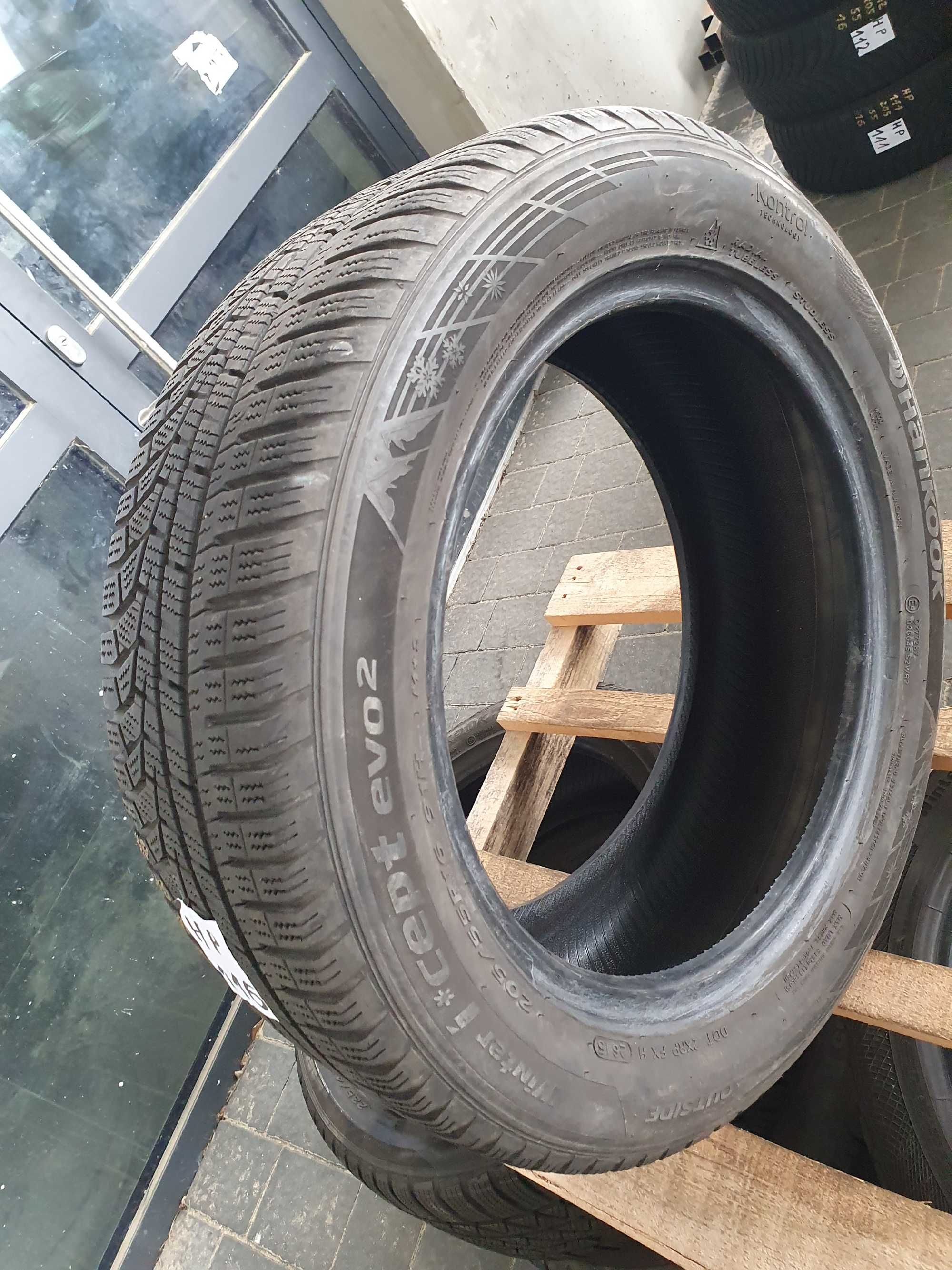 Opona Hankook Winter Icept Evo2 205/55/16 91H HP116