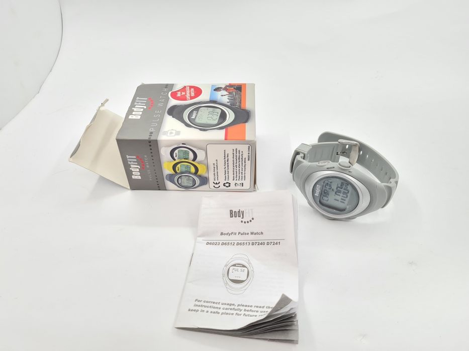 Часы Пульсометр Хронограф BodyFit Pulse Watch новый