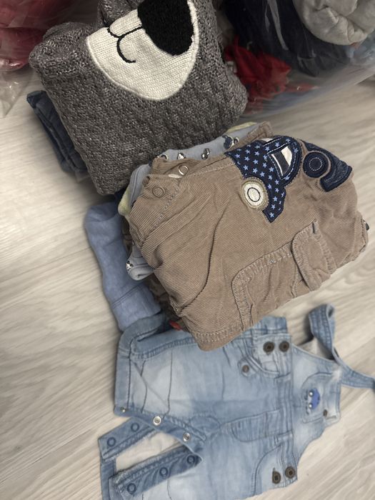 Spodnie na szlekach dla chlopca rozmiar 50-62cm od 0-3cm