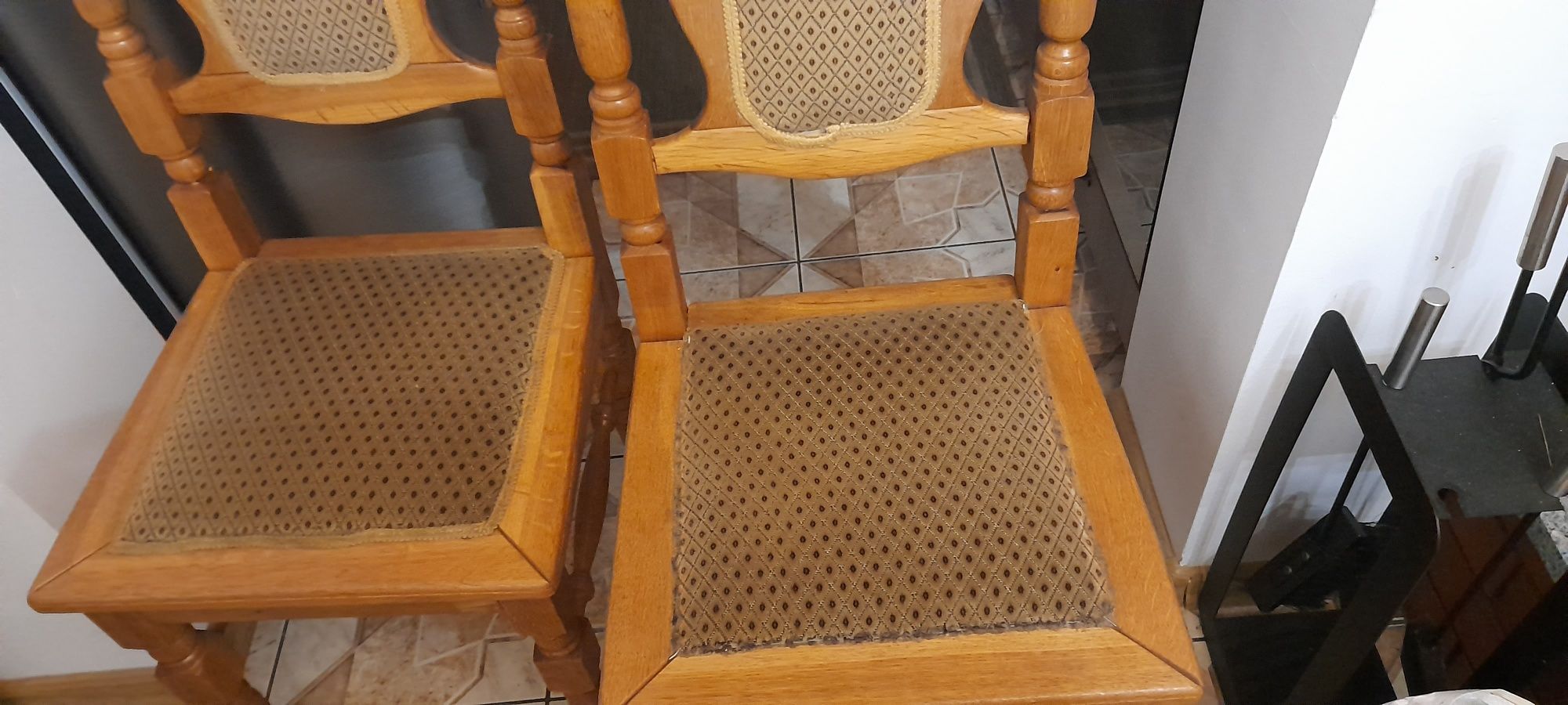 Krzesla            .Komplet