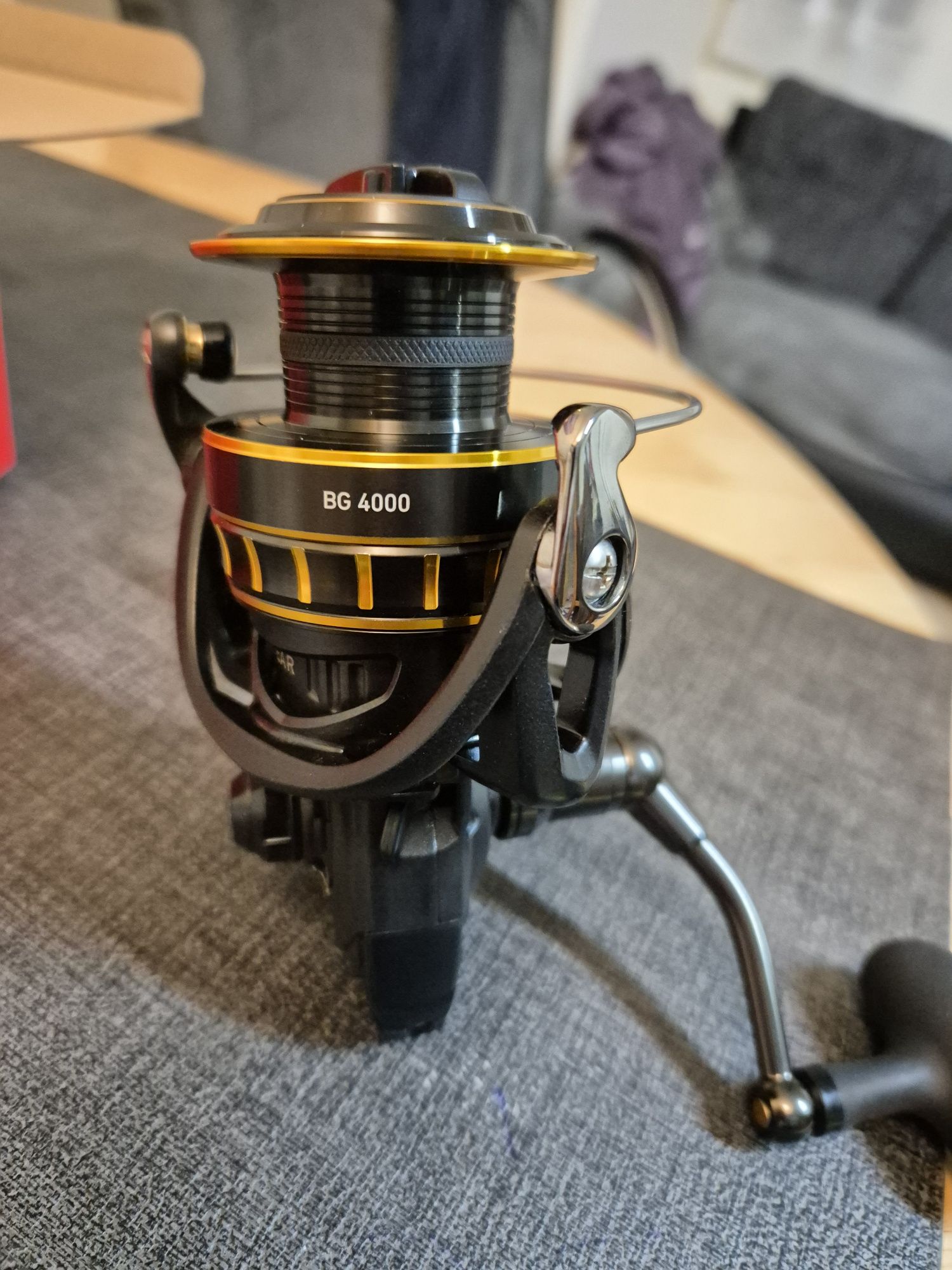 Kołowrotek Daiwa BG 4000 //Nowy//