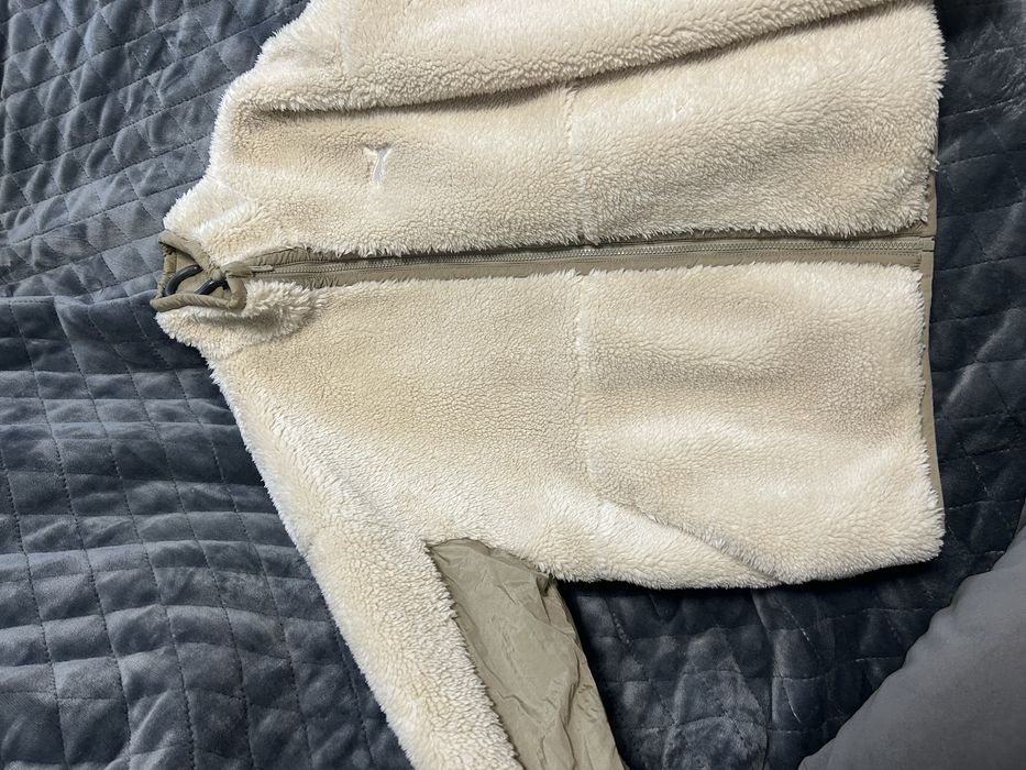 Плюшева куртка Puma жіноча