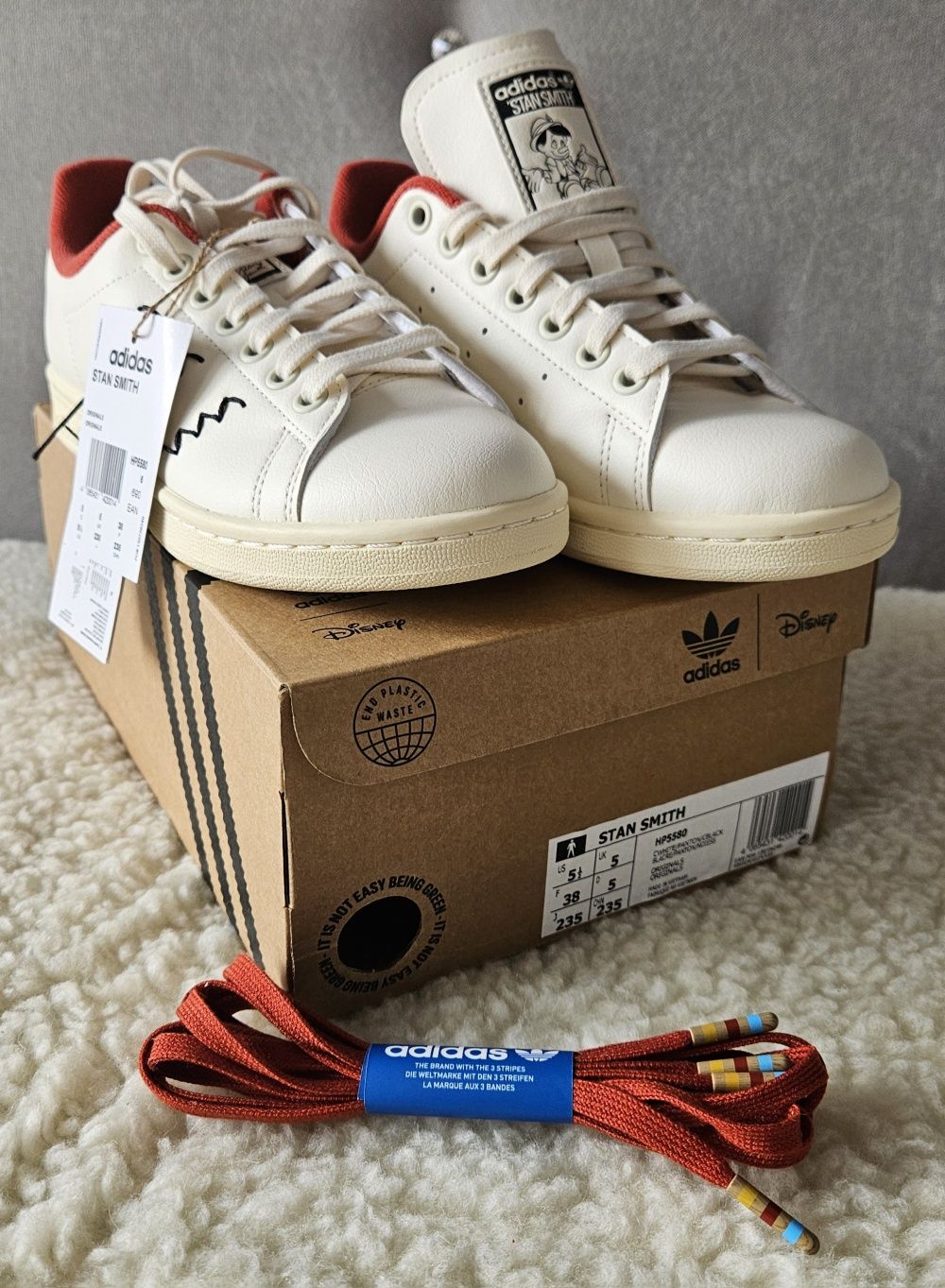 Adidas Stan Smith Disney Pinocchio - r. 38