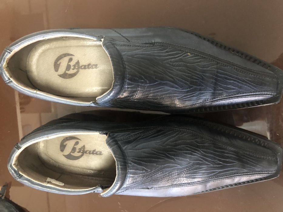 Sapato em bom estado BATA