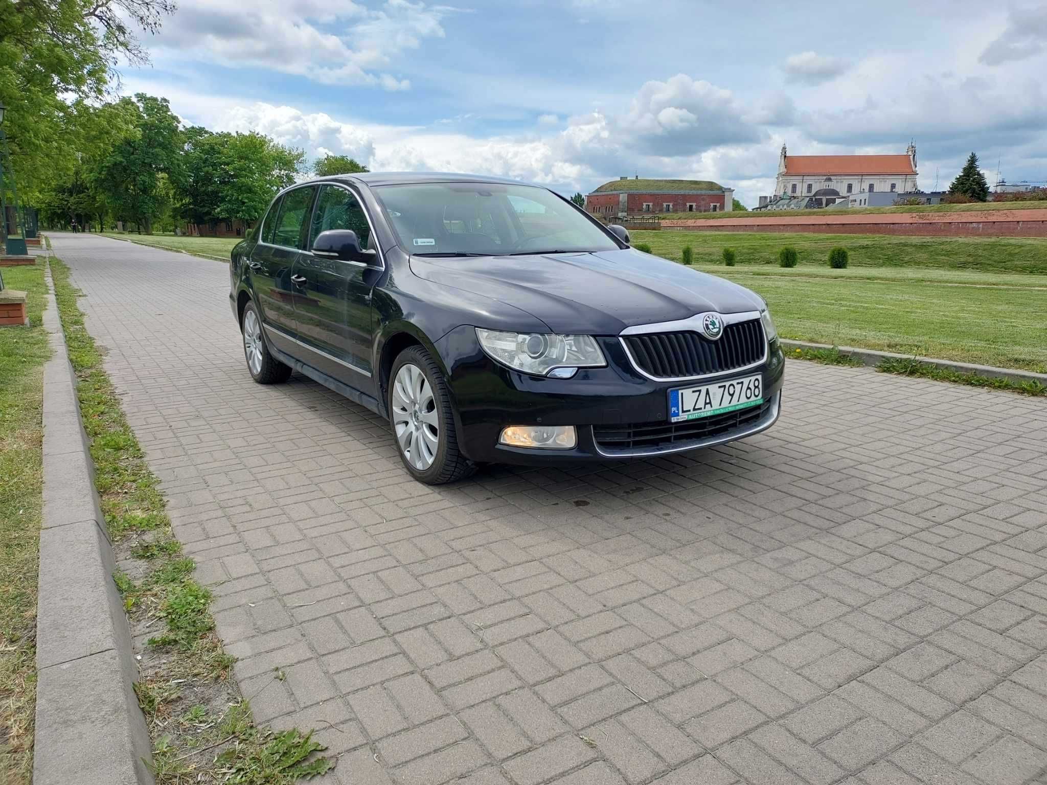 Skoda Superb Samochód osobowy