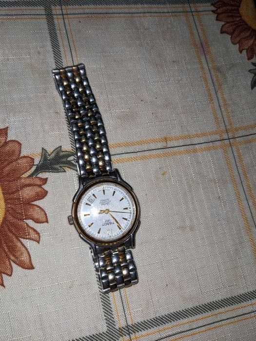 годинник Tissot з самопідводом механічний