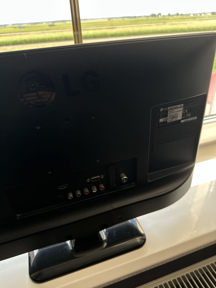 Telewizor/monitor LG 22mt44dp