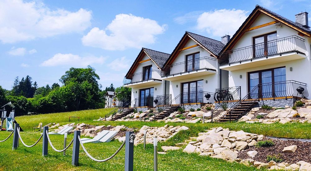 Domki w Szklarskiej Porębie z widokiem na panoramę gór