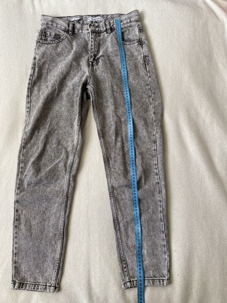 Szare damskie mom jeansy S pull&bear