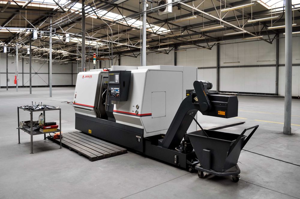 Tokarka numeryczna CNC Janus HTC2050
