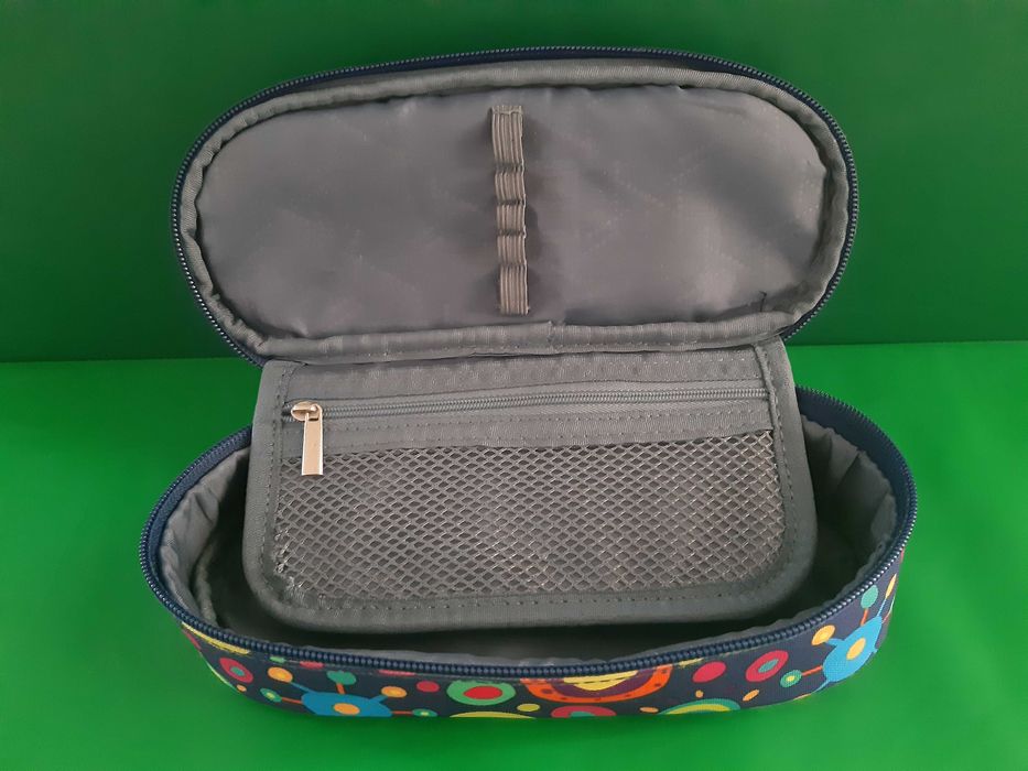 Piórnik na przybory szkolne ST.RIGHT St.Majewski