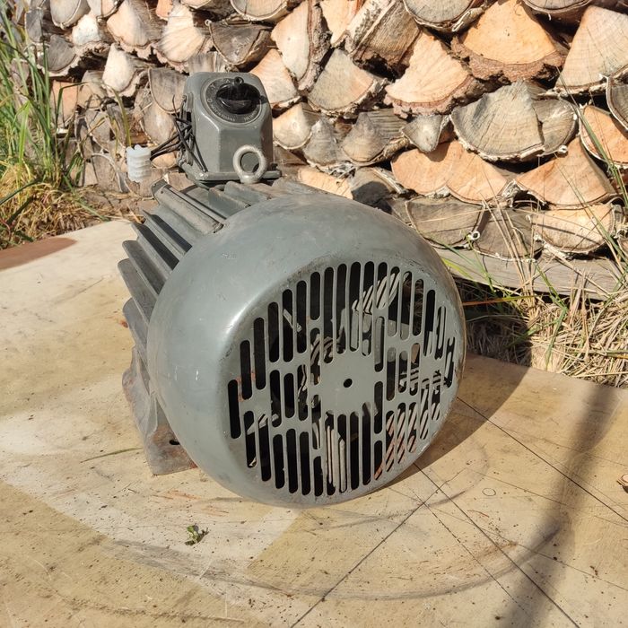 silnik elektryczny  Tamel 7,5 kw