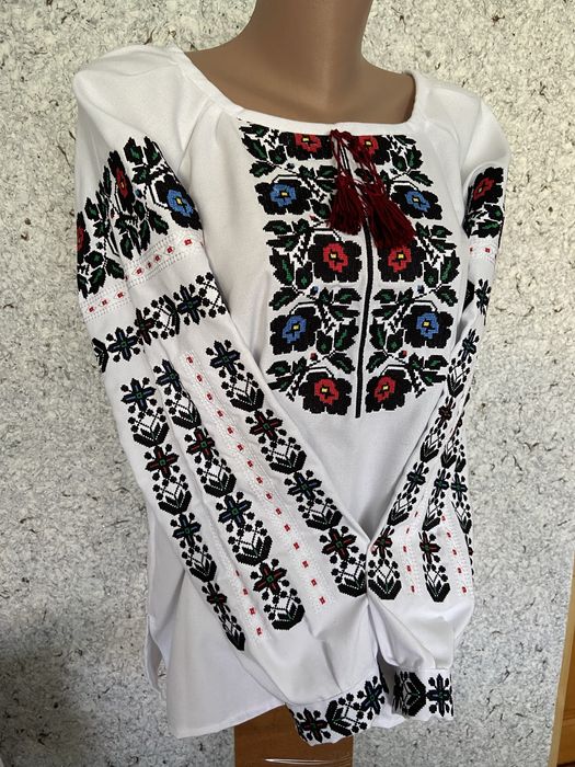 Вишиванка жіноча Вишита блуза