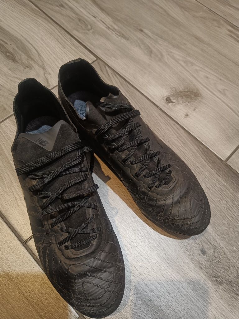 Korki piłkarskie New Balance Tekela