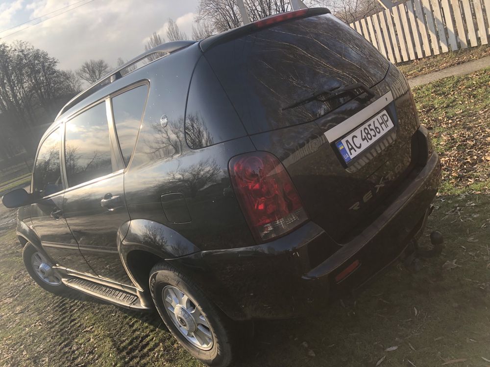 Рекстон Y200 2.7D 4.000€