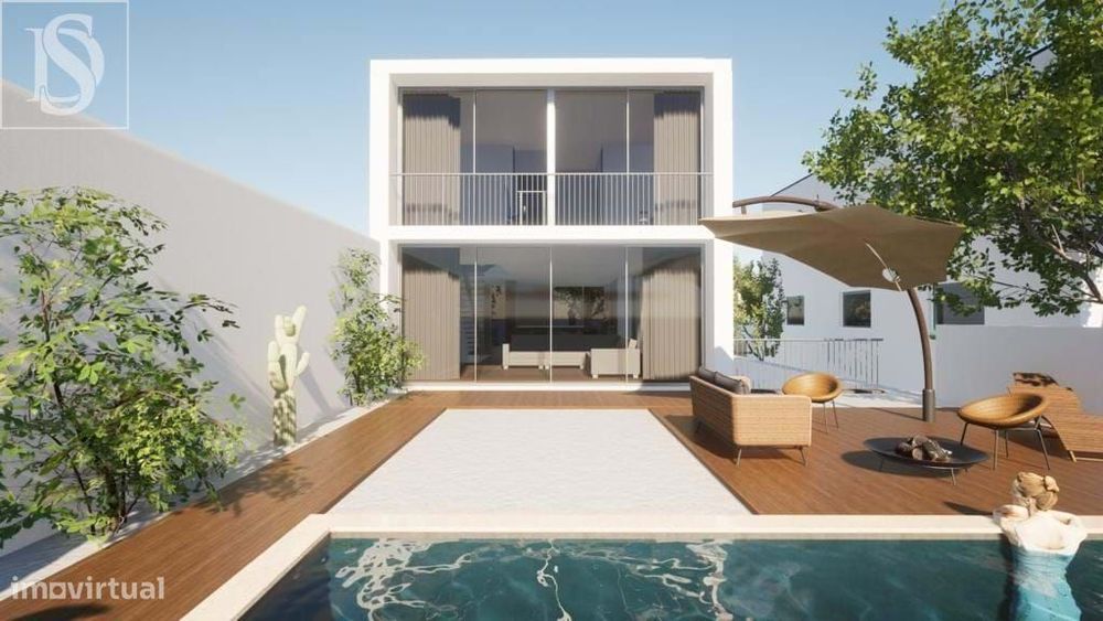 Moradia de Luxo junto à Praia, com Piscina Aquecida Privada