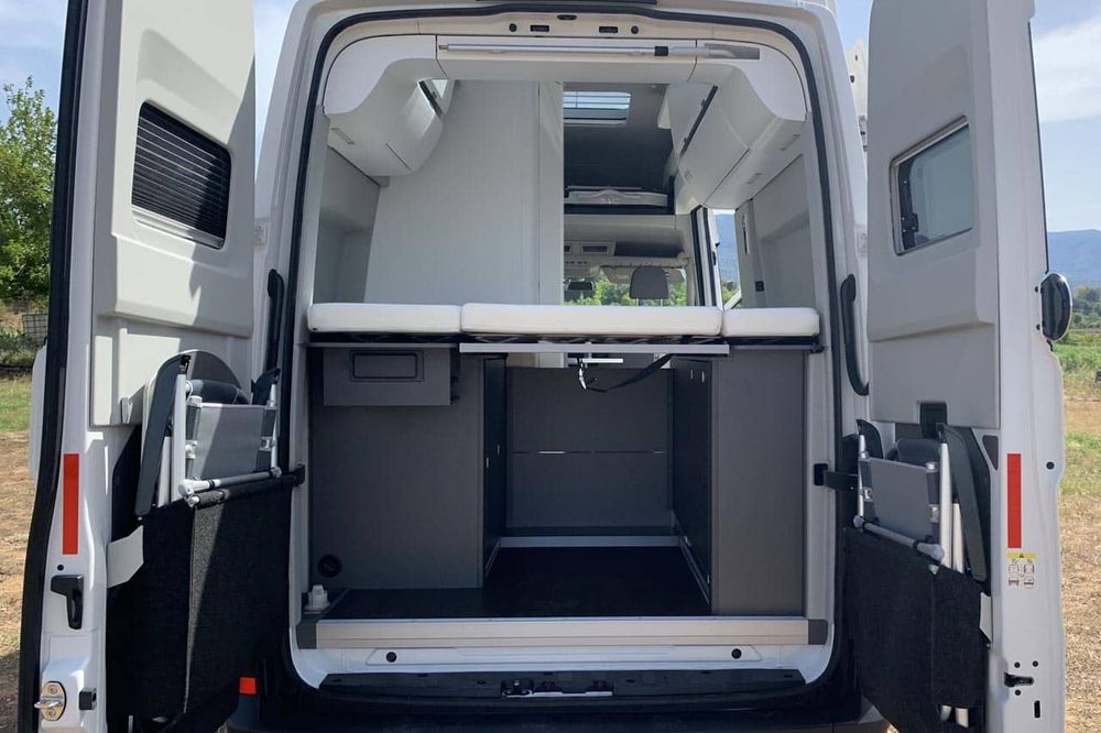 VW grand California nowy . Full