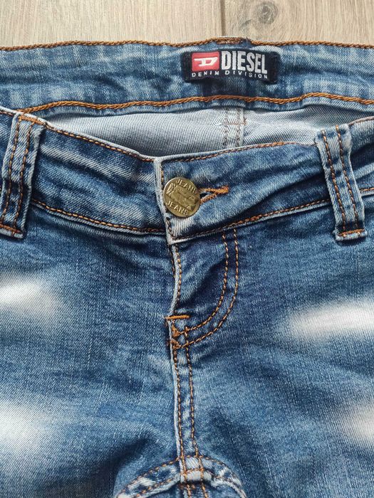 Стильные женские джинсы Diesel (Tурция) голубого цвета, (см. замеры)