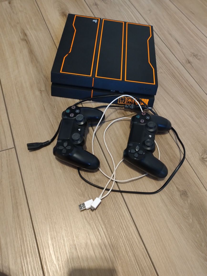 Sprzedam PlayStation 4