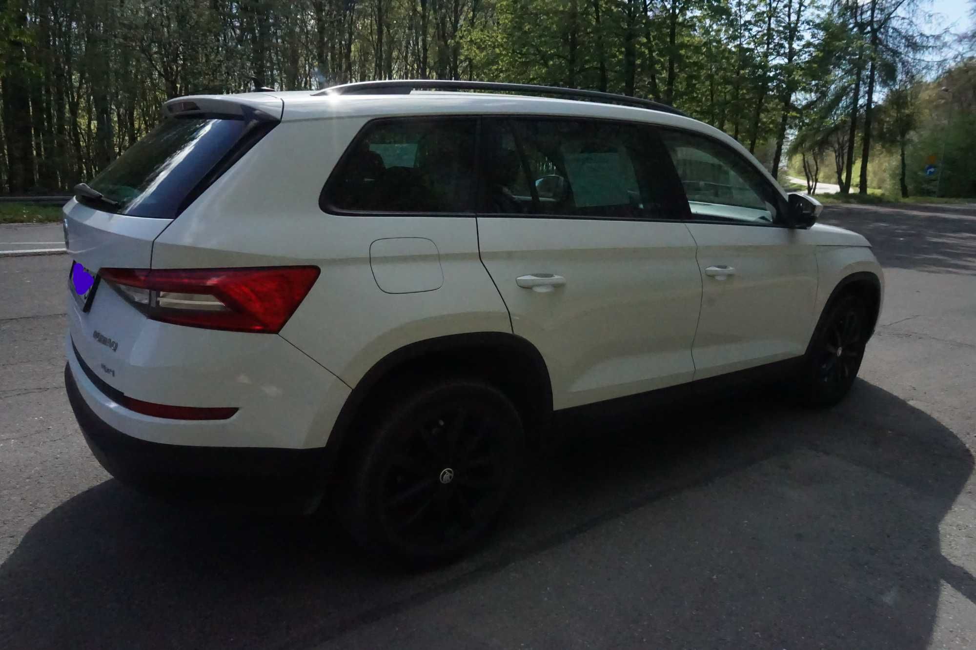 Skoda kodiaq 2.0 TDI 2019 4x4 seria scout kolor biała perła