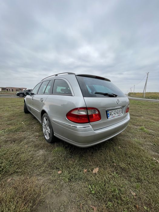 Mercedes Benz E221 універсал
