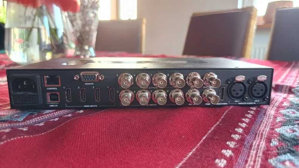 Mikser video Blackmagic Atem + akcesoria.