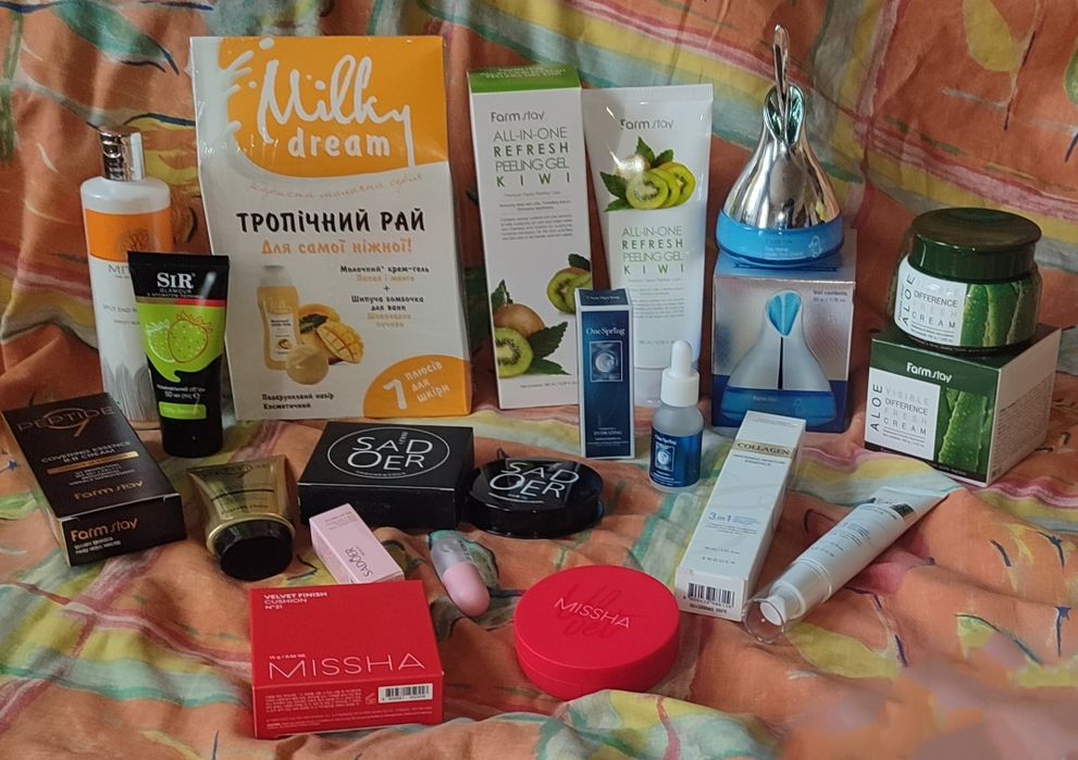 Большим лотом новая косметика