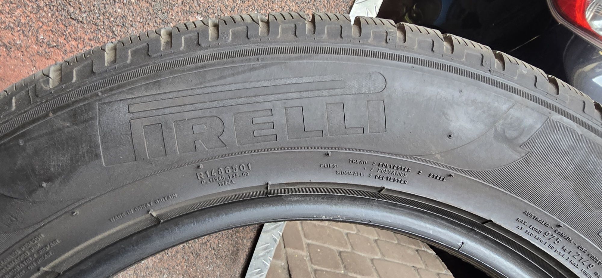 Sprzedam opony zimowe Pirelli scorpion 235/60/18
