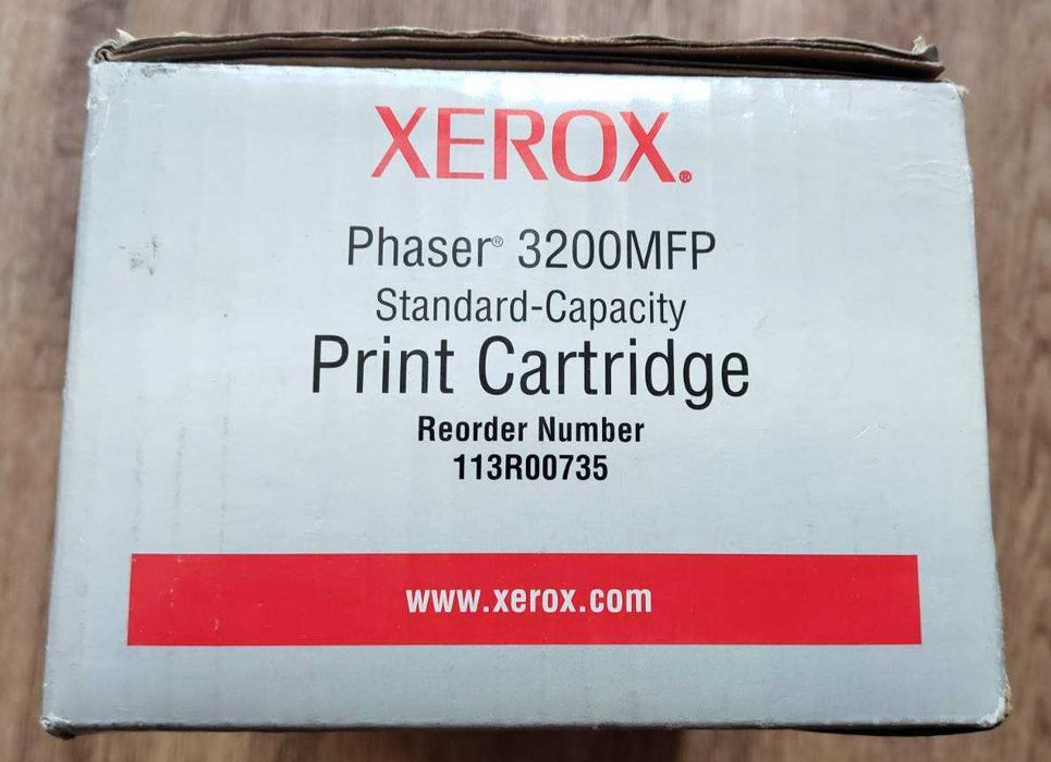 Новий запечатаний картридж Xerox Phaser 3200MFP (113R00735)