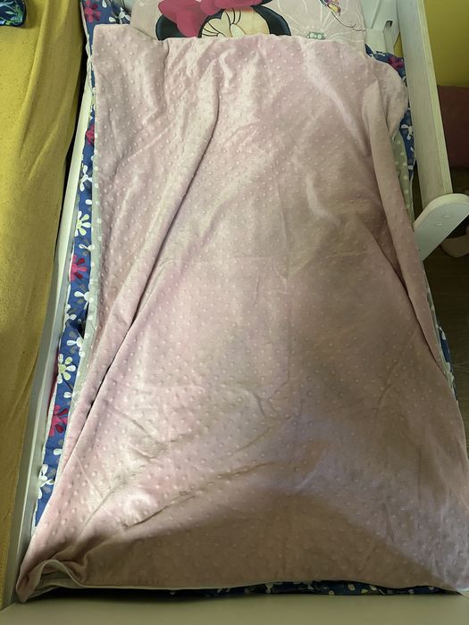 Komplety pościeli wraz z kołdrą i poduszką