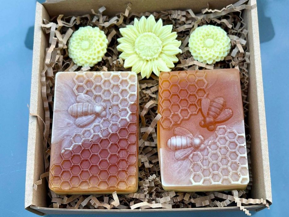 Ręcznie robione mydełka z propolisem