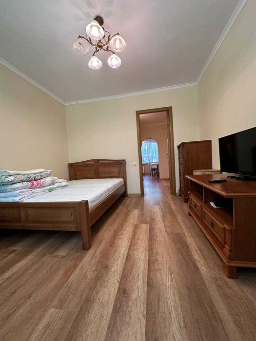 Оренда 2 кімнатної квартири по вулиці Антоненка-Давидовича СИХІВ