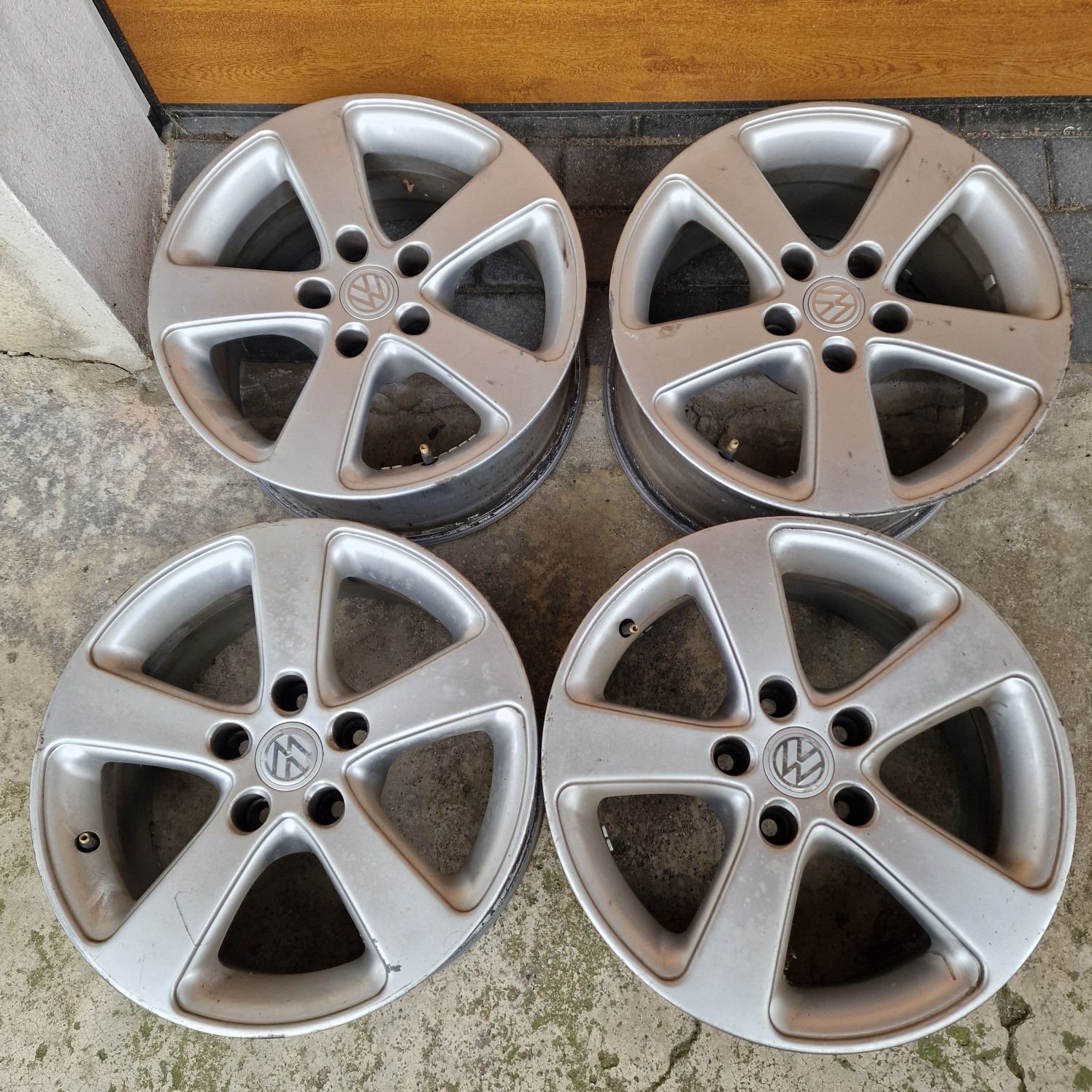 Sprzedam Felgi do VW Passata B5 , 16
