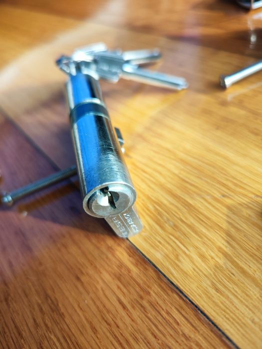 Canhão cilindro de segurança 30x30mm MCM TESA TEICOCIL EIGER