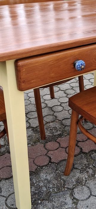 Kredens, stół, krzesła PRL