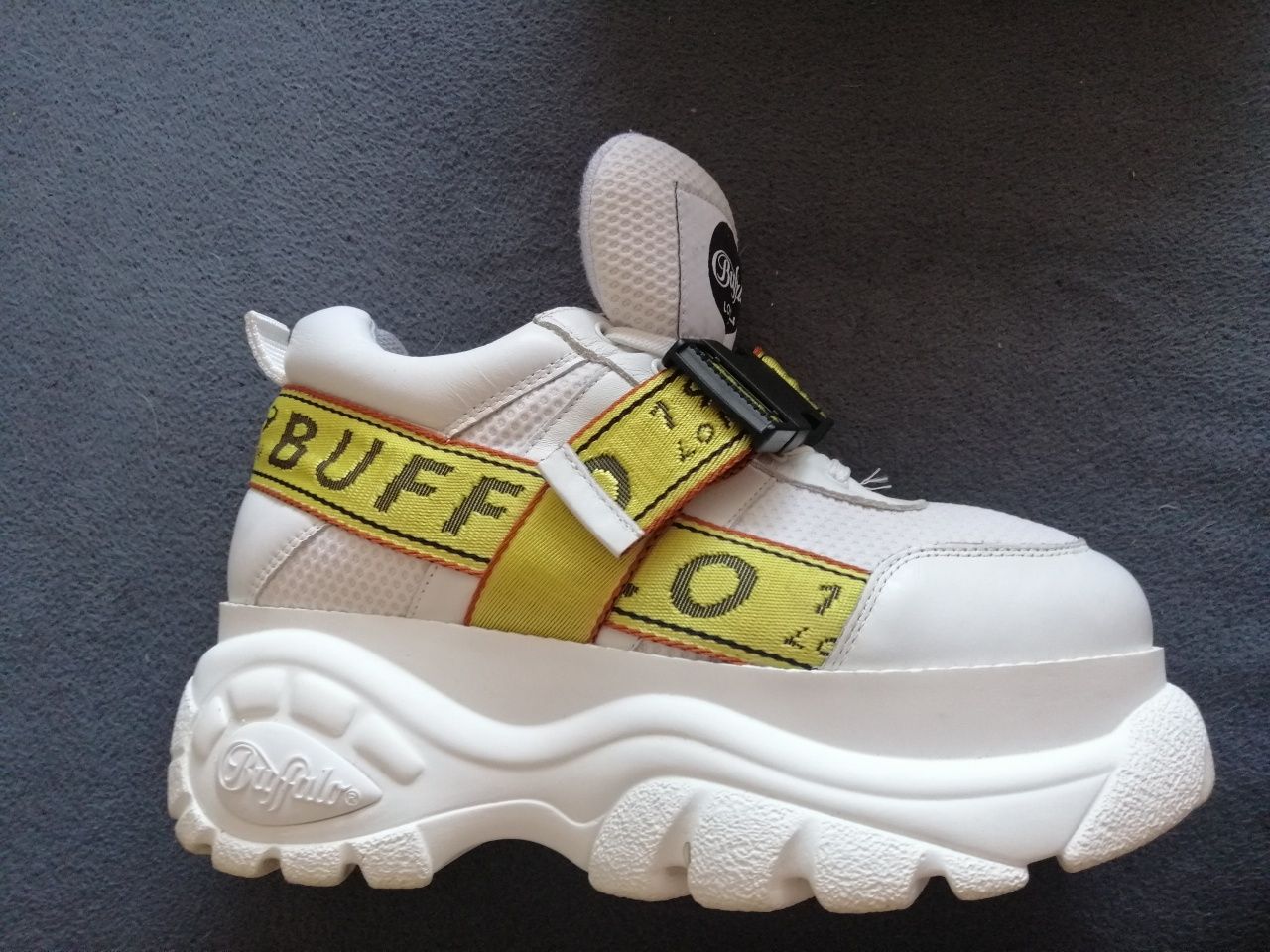 Mega Platformy Buffalo 41
