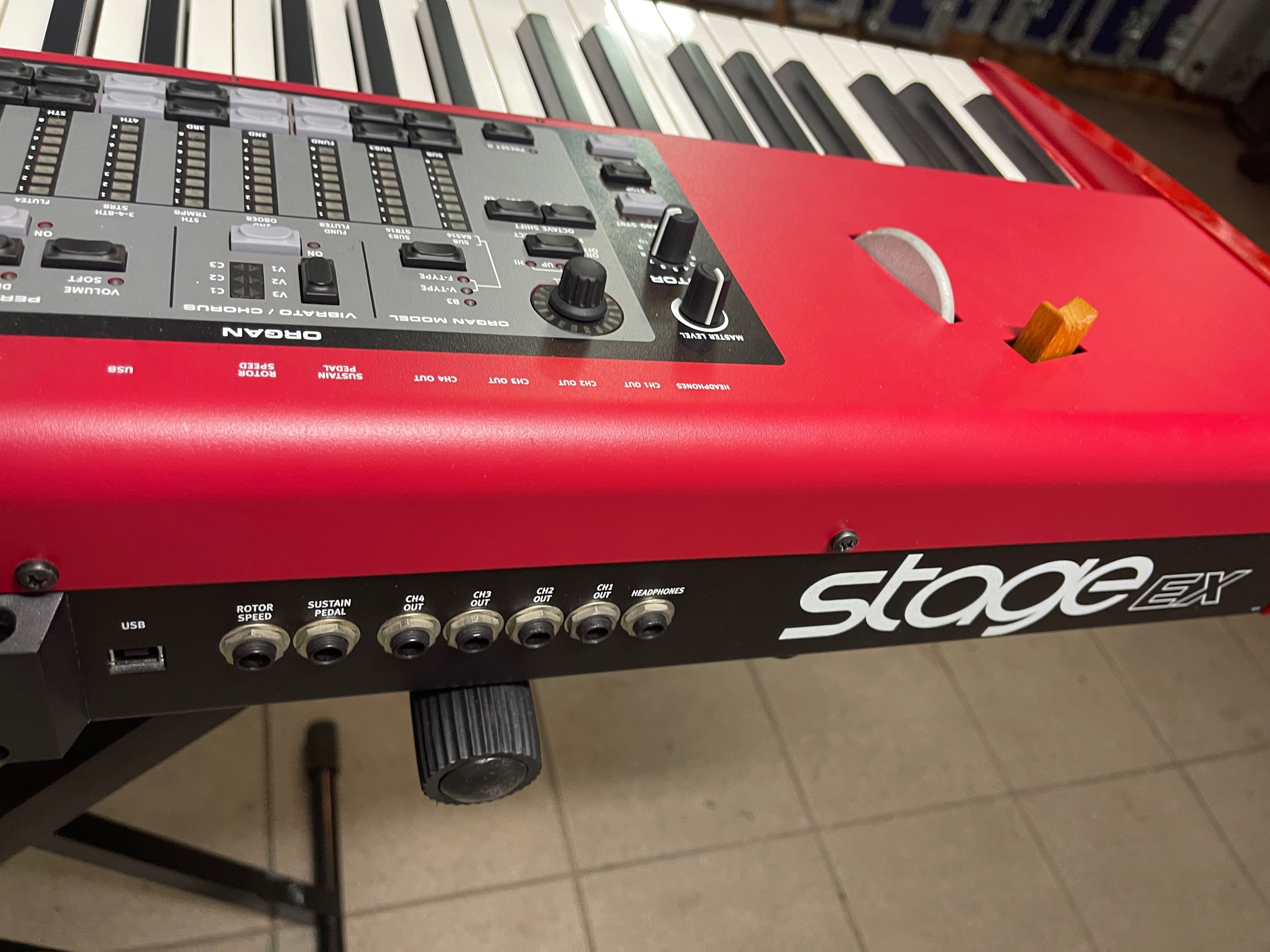 NORD STAGE 88 EX w bardzo dobrym stanie