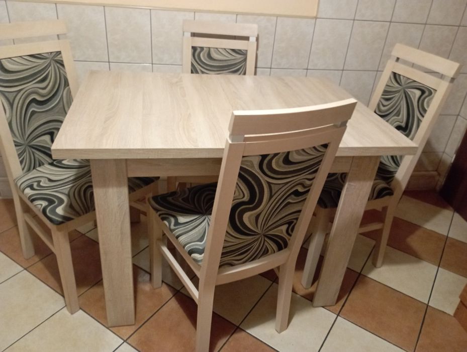 Zestaw stół+4 krzesła
