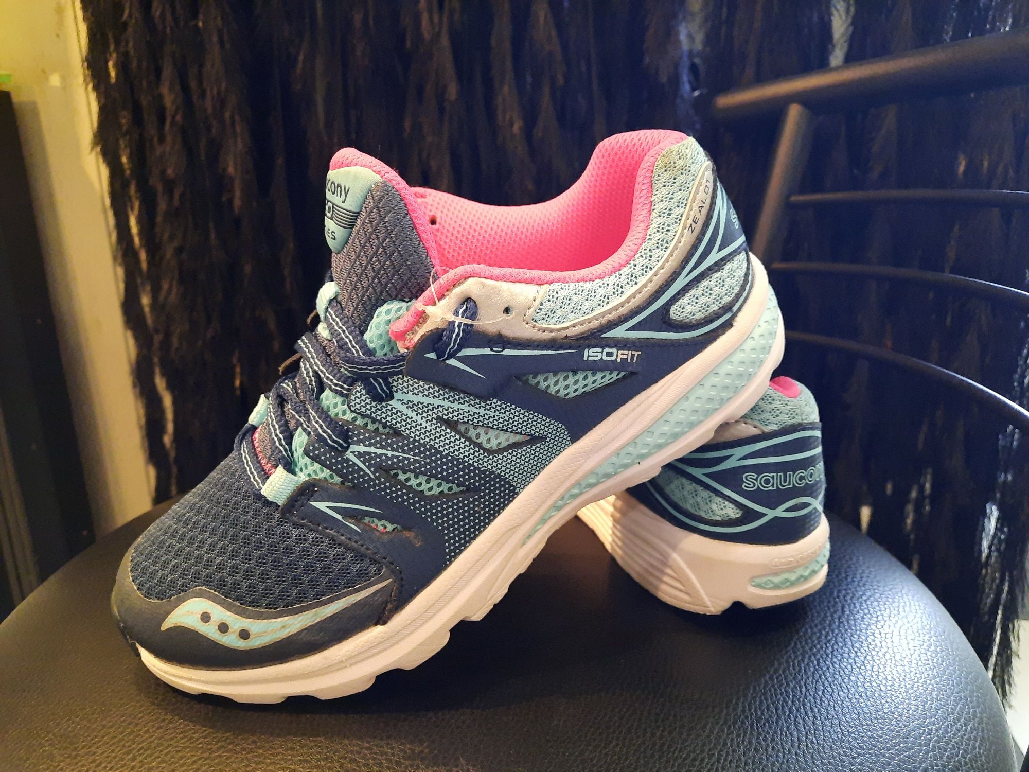 Женские кросовки Американские Saucony.