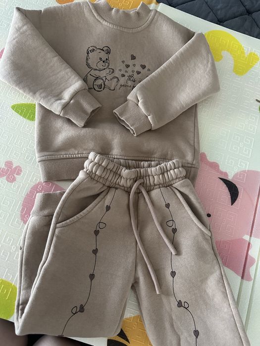 Костюм на флісі для дівчинки