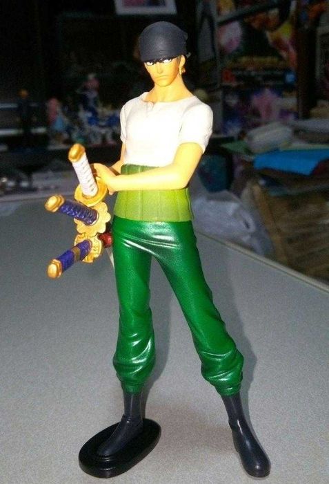Banpresto One Piece HSCF05 Roronoa Zoro Usado, sem caixa